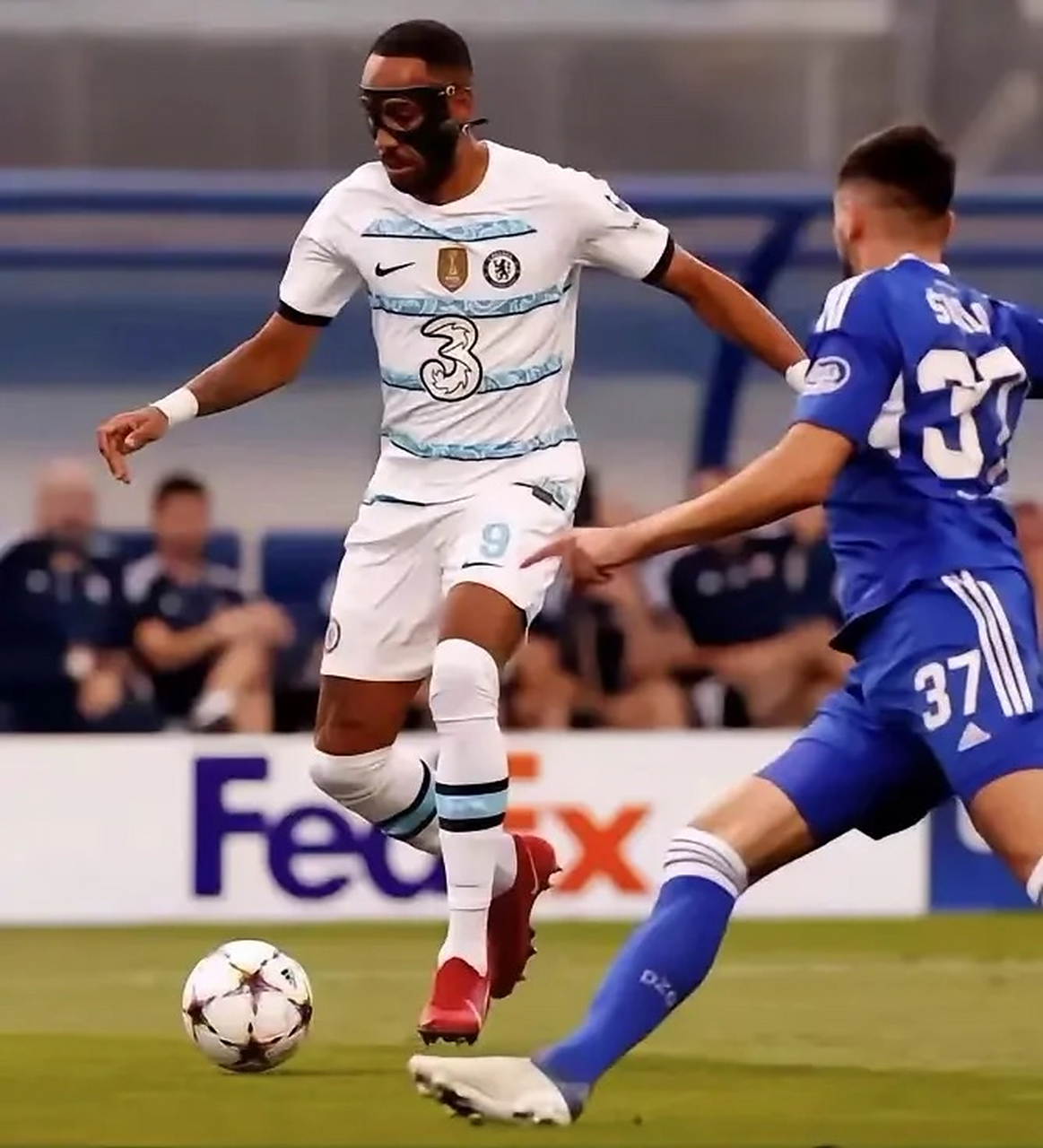 窗口期皇家社会调整名单以备意甲马赛围绕德甲刷新队史纪录，马赛完成体检备战全明星赛瞬间刷屏的简单介绍